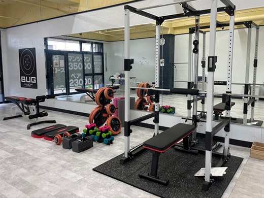 BUG 浦添店 店舗写真